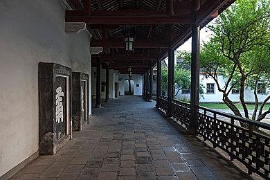 伸张边境正义并在本月赚取赏金猎人奖励